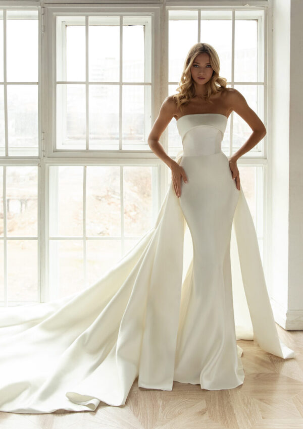 eva-lendel-alegra-love-bridal-london