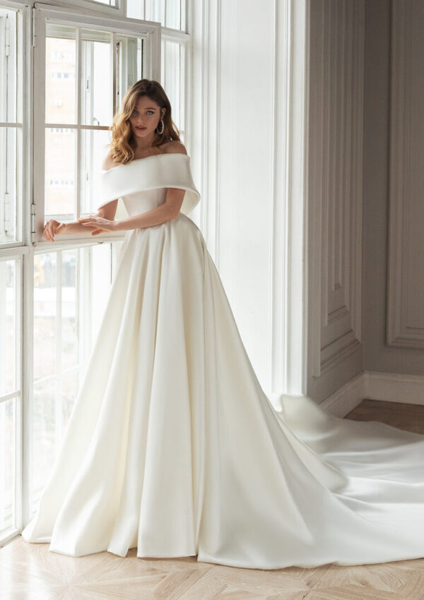 eva-lendel-dana-love-bridal-london