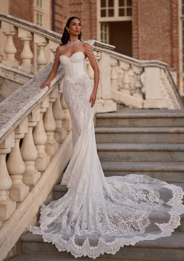 edith-modern-wedding-dress-mermaid-chapel-train-strapless-sweetheart-corset-bodice-bridal-gown-dominiss-couture-love-bridal-london
